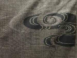 アンティーク　流水模様織出し本場泥大島紬着物（5マルキ）